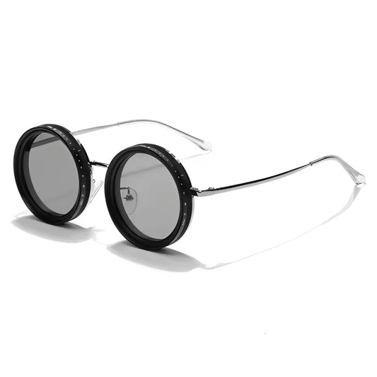 Schwarze Sonnenbrille 2025
